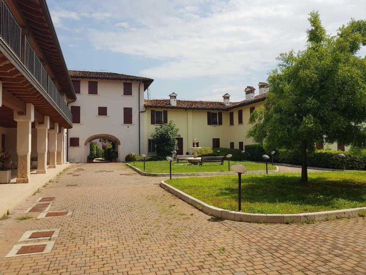 Designcontrodesign Casa vacanze Desenzano del Garda